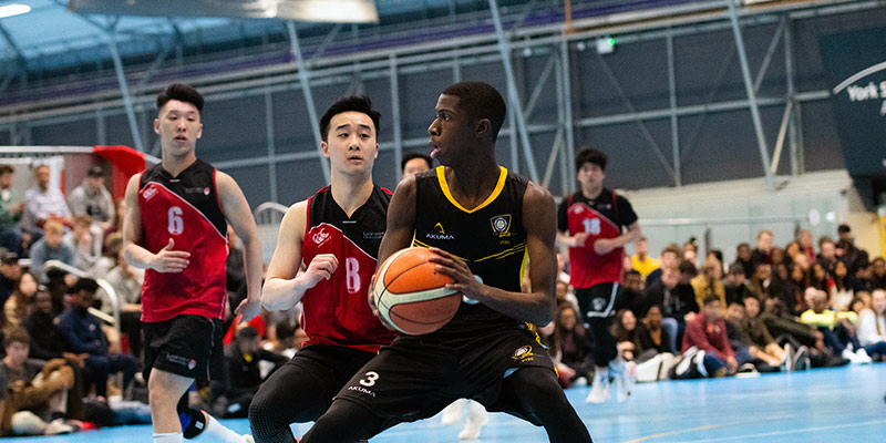 在球队落后 在球队落后